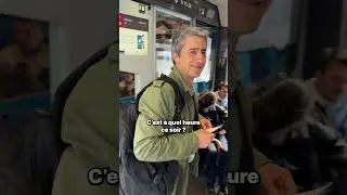 Assis par terre dans le TER, on file lancer la campagne à Amiens !