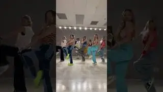 we get down with the X AYEE 