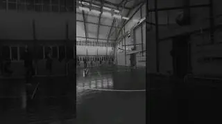 Данк от щита на 305 с ростом 178 #dunk #slamdunk #данк #jump #streetball #basketball #баскетбол