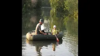 С дедушкой на лодке в последний день лета)