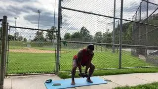 Sumo Squats with Pulses