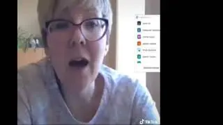 Ученик прикалывается над учителем дистанцонно хД