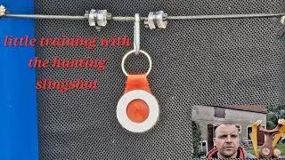 little training with the hunting slingshot,  full butterfly slingshot shooting