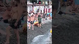 Ялта Массандровский пляж вечером