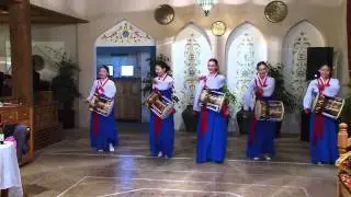 Корейский танец 'Чангочум
