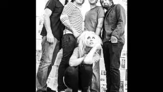 The Nearly Deads - Never Look Back