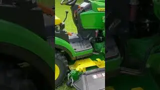 John Deere 1025R and 120 Loader #farming #johndeere