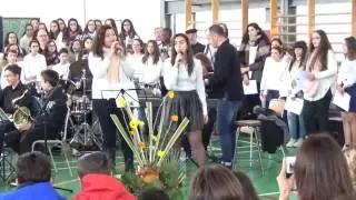 CONCERT NADAL 2016. IES GILABERT DE CENTELLES. Wissem Gacemi i Victoria Carvalho