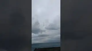 Дикий пляж в Гагре