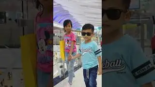 Bocil prank gandeng tangan cewek di mall.