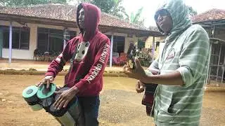 Pengamen Madura Lirik lagunya bikin............