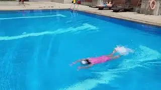 Sim's freestyle swim by her style