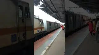 KALYAN #WAP7 KERALA SAMPARK KRANTI EXPRESS | 12217 Kochuveli to Chandigarh #indianrailways #shorts