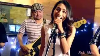 Di Dadaku Ada Kamu | Vina Panduwinata - cover by Revive