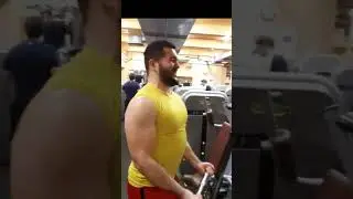руки базуки качаем))))