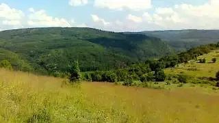 Изглед от Чуката, край село Ветринци, към Балкана
