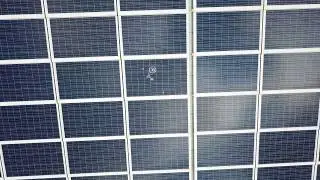 Pannello,ripreso dal Drone, colpito dal cielo, grandine ?