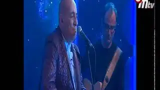 Fuat Güner - Sakın Gelme (Canlı Performans)