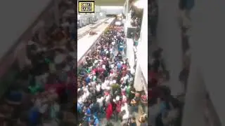kepadatan penumpang yang terjadi di stasiun kereta api di india