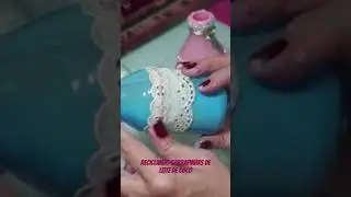 Transformando garrafinhas de leite de coco em jarrinhos
