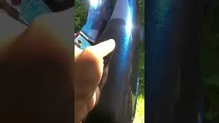 Hitam lembayung biru
