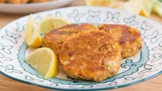 Healthy Chipotle Sweet Potato Salmon Cakes