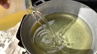 Oddly satisfying- Pouring oil