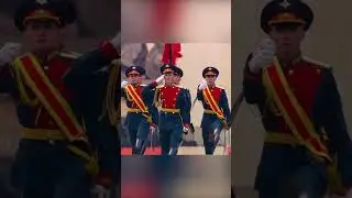 Вставай страна огромная, вставай на смертный бой! │Get up huge country, get up for a mortal fight!