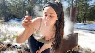 HOT & SWEET (The Maple Syrup of Course) | HOMEMADE Canadian Maple Syrup