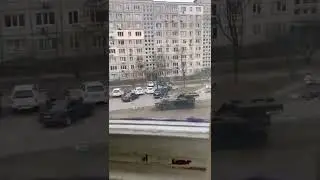 ТАНКИ ВО ДВОРЕ💥😱😱😰😰😰😨😨🪖🪖🪖🤷‍♂