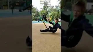 Pogo stick Teenager (Pogostick)