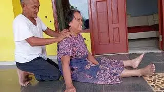 pijat peregangan bagian bahu kanan susah di gerakan kaku ngilu