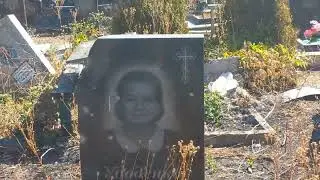 Огляд центрального цвинтаря міста Оріхїв яке знаходиться біля першої школи.