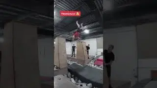 100 КГ на ТУРНИКЕ что ОН ТВОРИТ