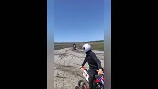 Махнул не глядя Skybike 200 на KTM 450... на 10 минут)