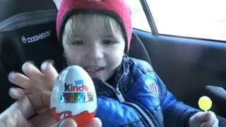 Kinder Surprise Egg - opening in a Car - cool Toy​​​