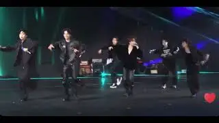 RUN BTS HAS A Choreography!!