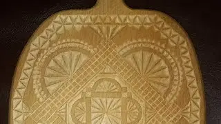 Резьба по дереву. Кухонная досточка. Подарок маме.