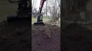 Once you go tilty turny, you never go back. #excavator #cmpattachments #gamechanger