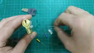 КАК ВЫТАЩИТЬ ГЛУБОКО ЗАСТРЯВШИЙ ОБЛОМОК КЛЮЧА/