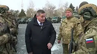 Отряд добровольцев «Сталинград» проводили на фронт на Мамаевом кургане.