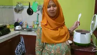WOW My wife use old dress before pregnant!!!