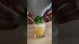 Gold Rush Cocktail 