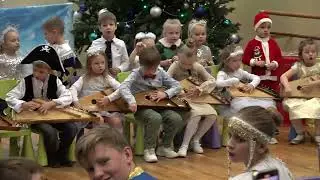 Гусли. Детская Новогодняя песенка. Ёлочке не холодно зимой.