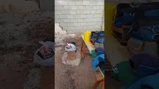 Как всегда из говна и железных палок