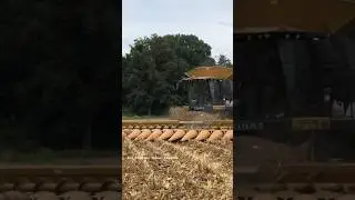 CLAAS 16 Row Corn Head #bigtractorpower #claas #lexion #cornharvest