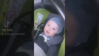 Мой младший сынок. У всех деток карие глаза, а у него сероголубые. 🤗💝