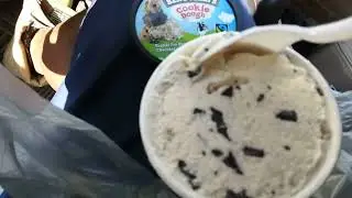 Ben & Jerry cookie 🍪 dough ice cream review 😋