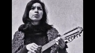 Isabel Parra : elegía para una muchacha roja (P. Manns)