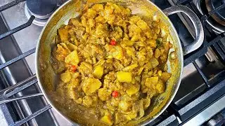 Curry Baigan and Aloo #MeatFreeMondays | CaribbeanPot.com
